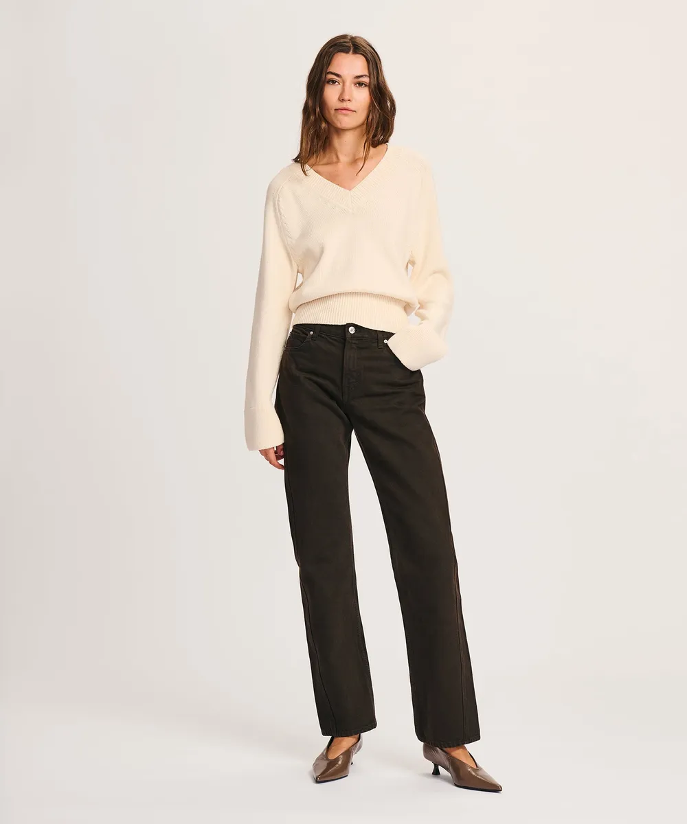 Cotton V-Neck Sweater 22