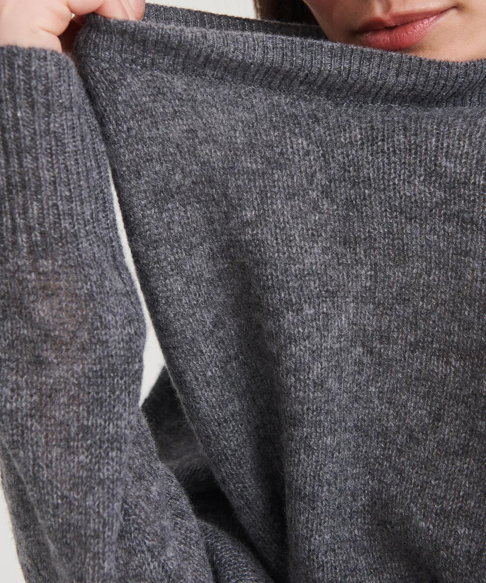 Featherweight Cashmere Crewneck Sweater 18