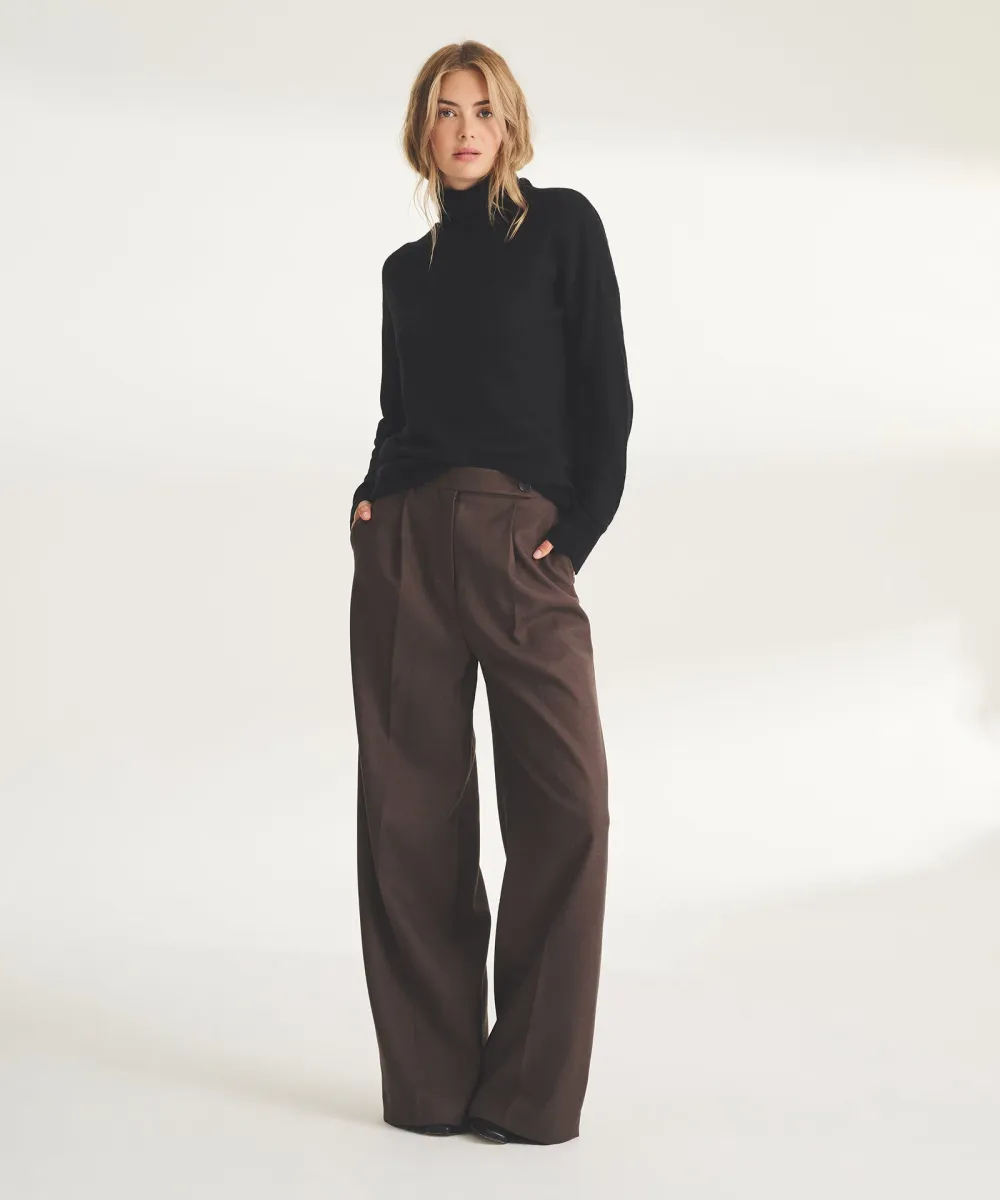 Featherweight Cashmere Turtleneck 5
