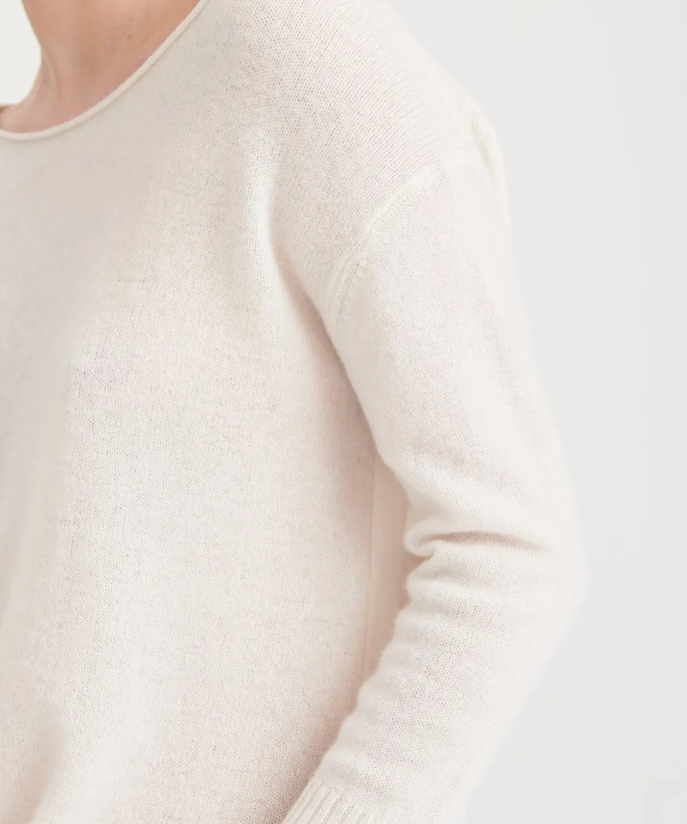 Lightweight Cashmere Boatneck Sweater 17