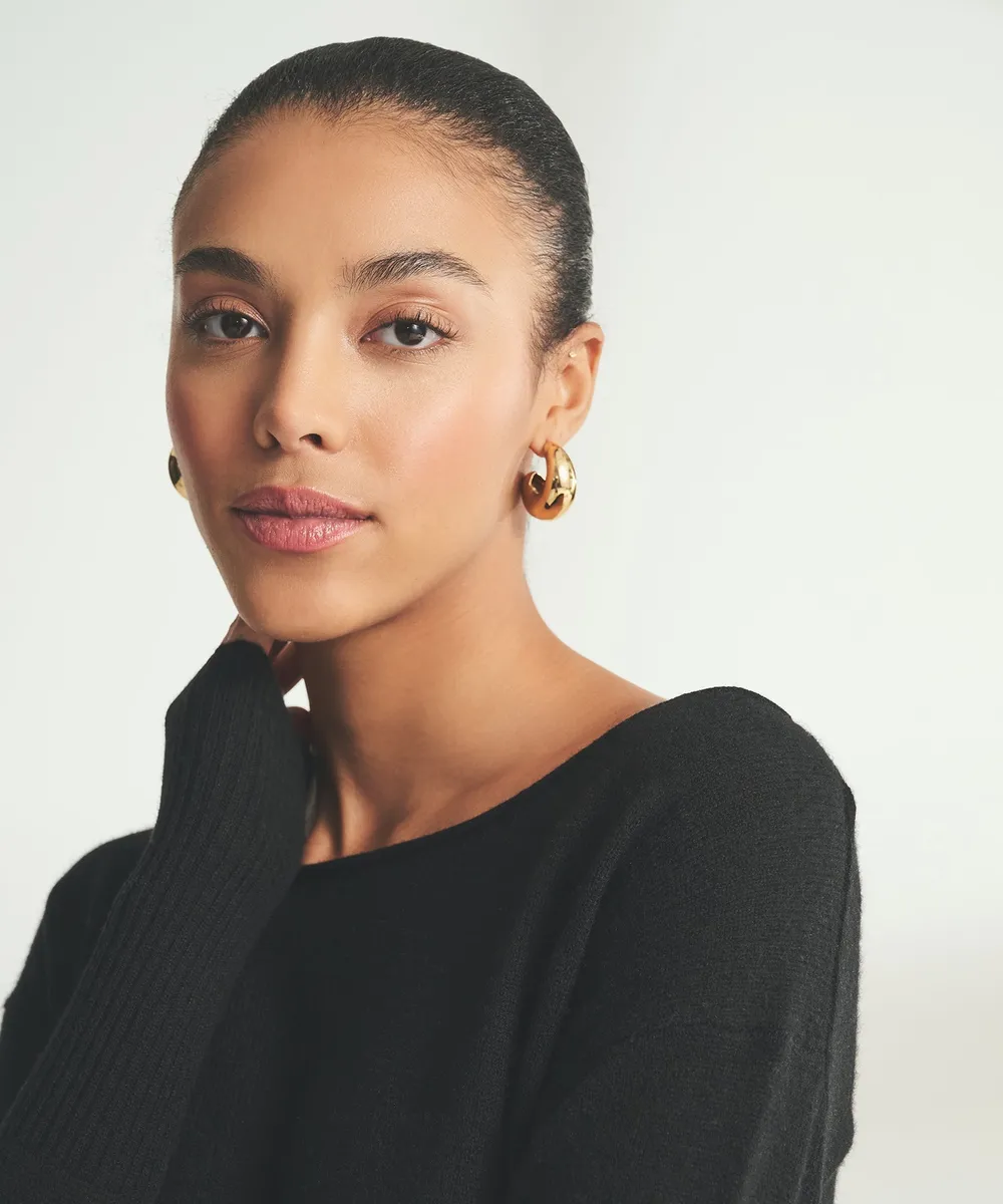 Lightweight Cashmere Boatneck Sweater 4