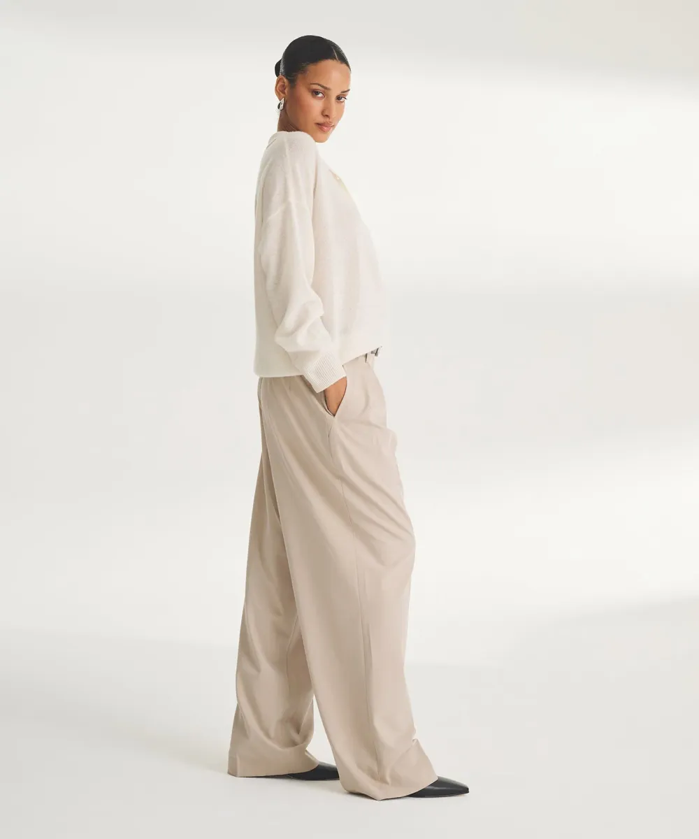 Lightweight Cashmere Oversized Polo 9