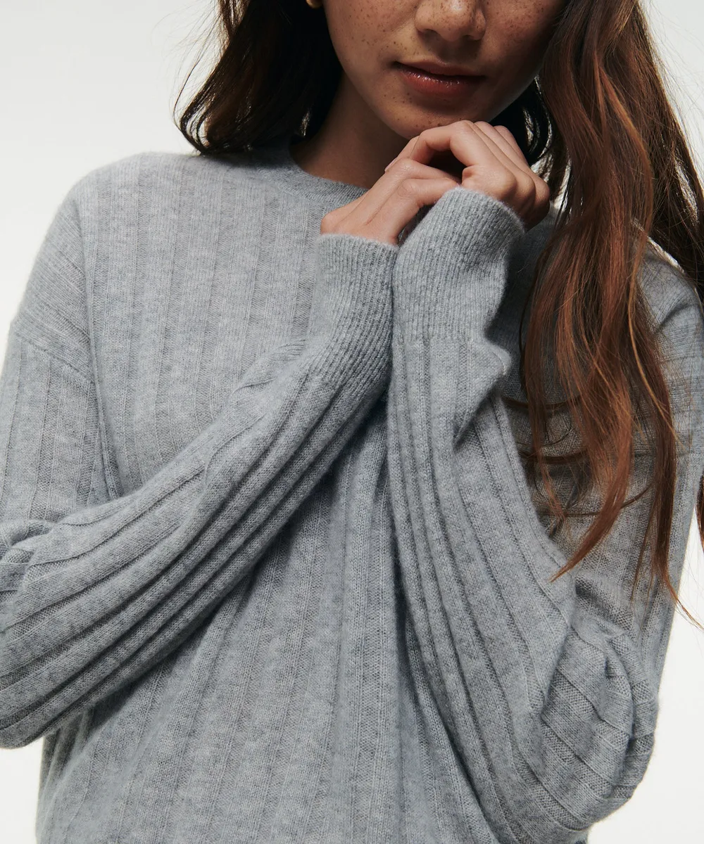 Lightweight Cashmere Ribbed Cropped Sweater 10