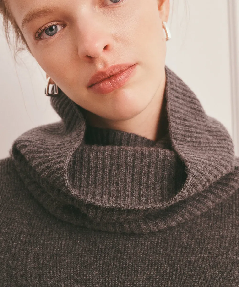 Luxe Cashmere Snood 11