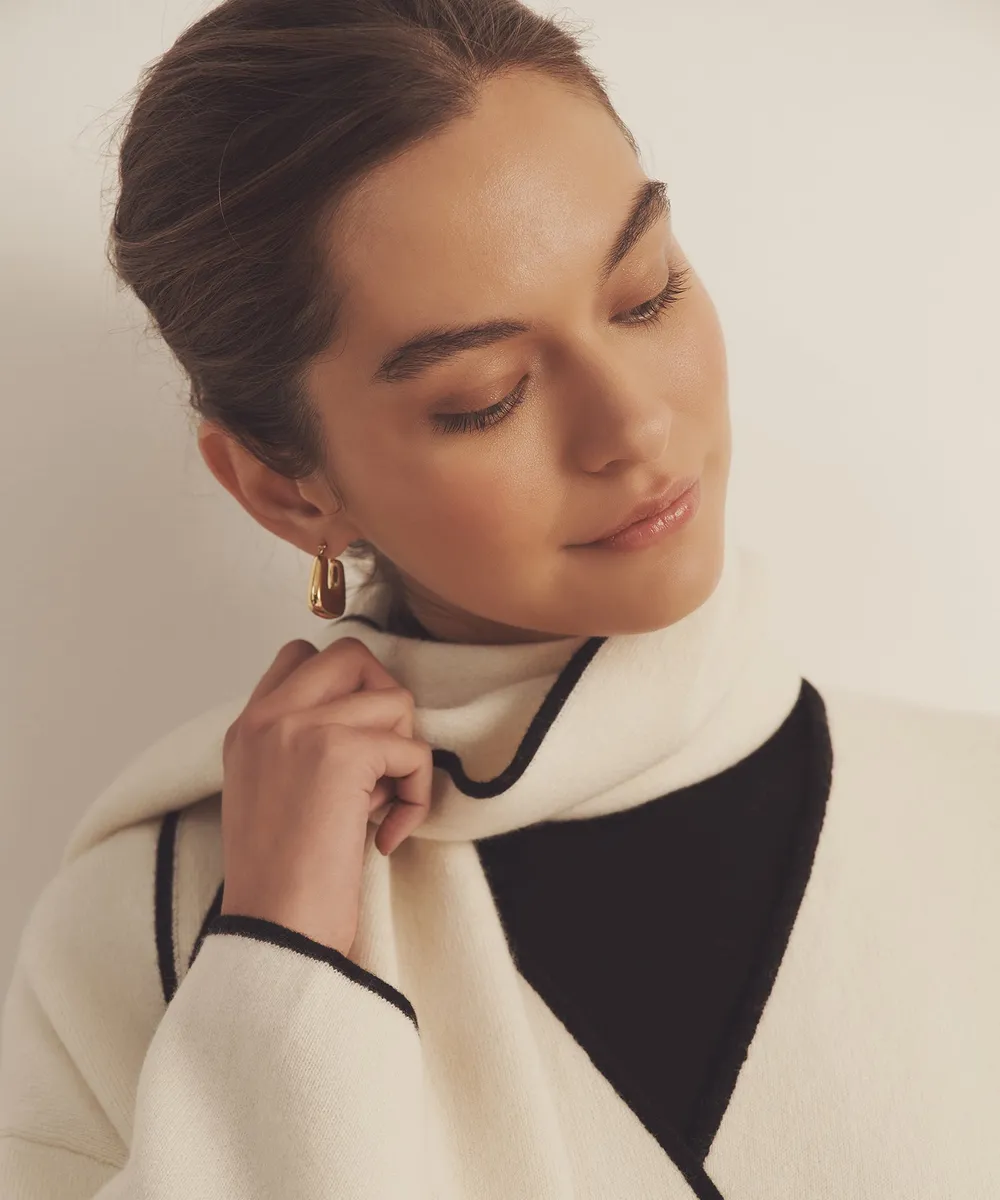 Luxe Cashmere Sweater Jacket with Scarf 5