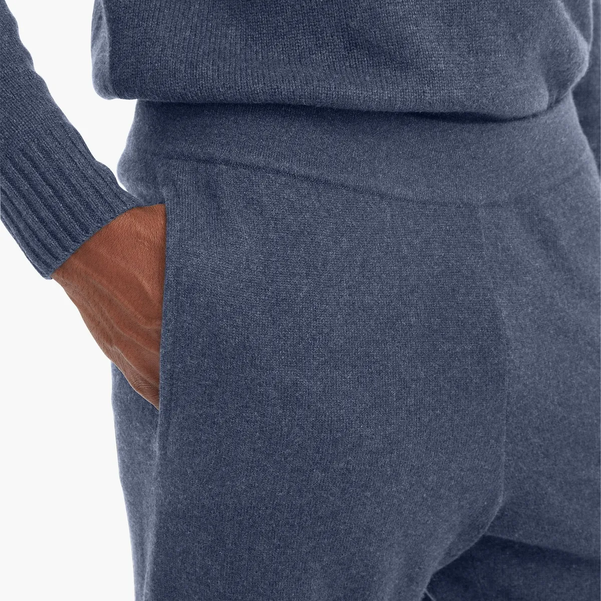 Recycled Cashmere Jogger 18