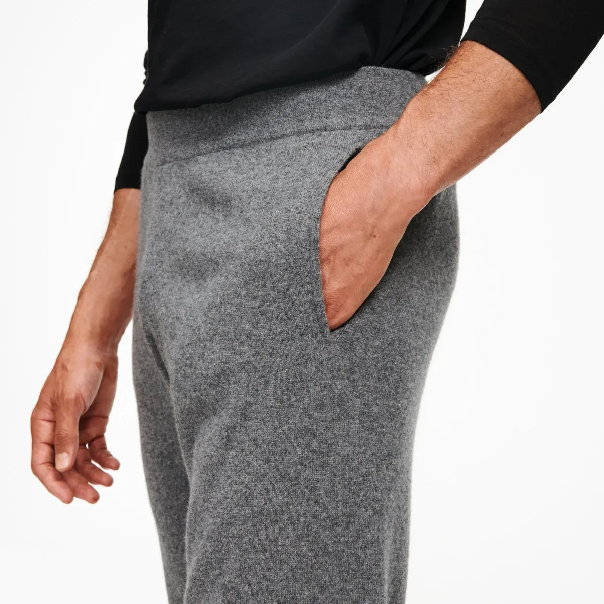 Recycled Cashmere Jogger 8