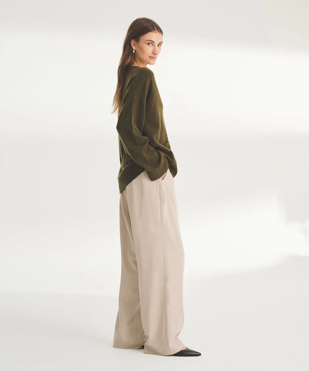 Signature Cashmere Boxy Cardigan 13