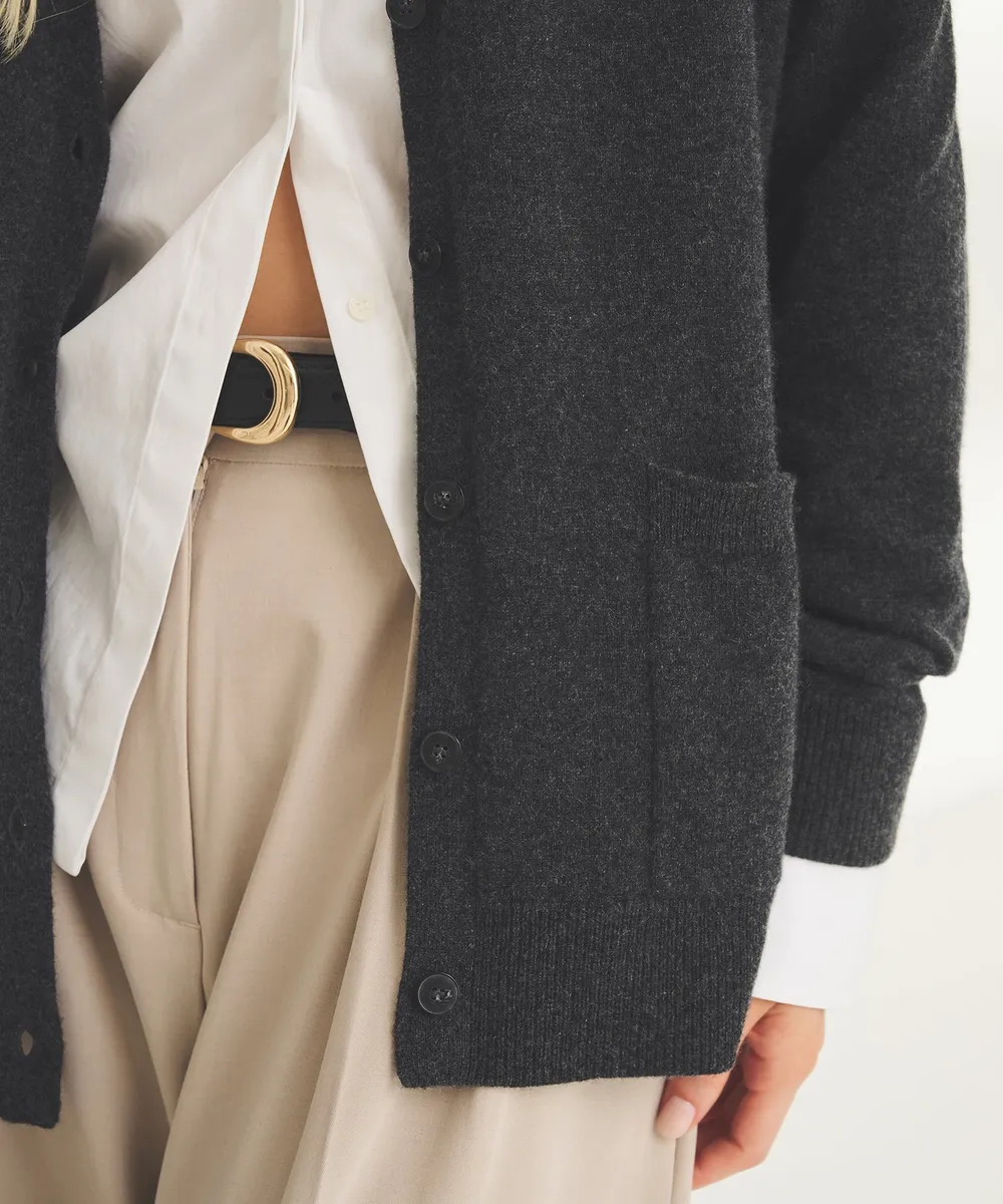 Signature Cashmere Boxy Cardigan 19
