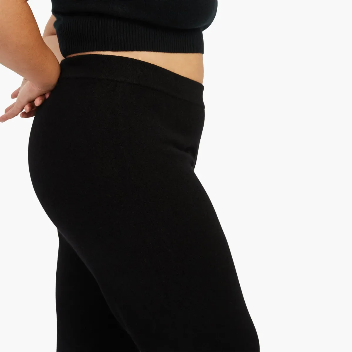 Signature Cashmere Cropped Pant 9