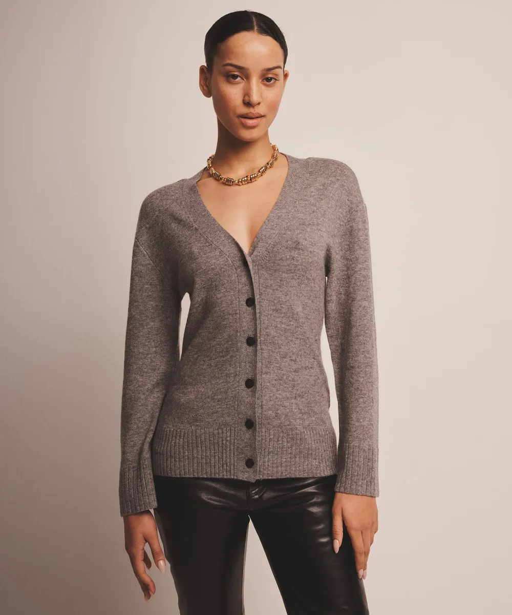 Signature Cashmere Fitted Cardigan 3