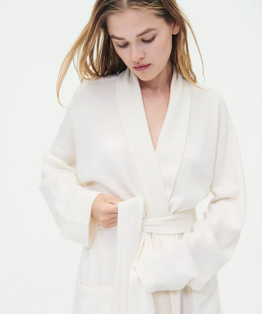 Signature Cashmere Long Robe 2