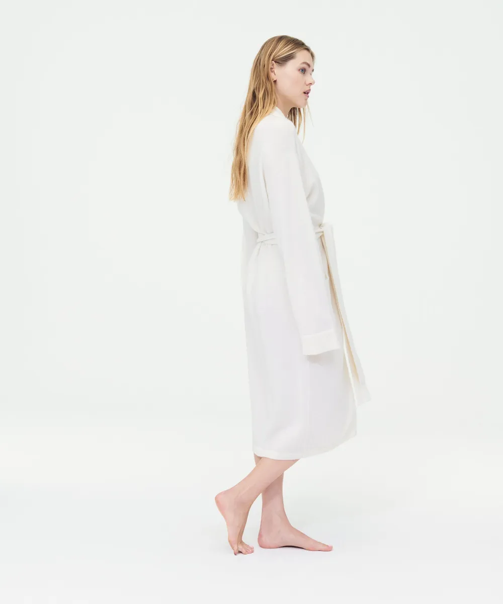 Signature Cashmere Long Robe 9