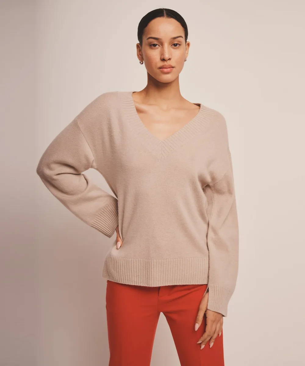 Signature Cashmere Wide Sleeve V-Neck Sweater 5