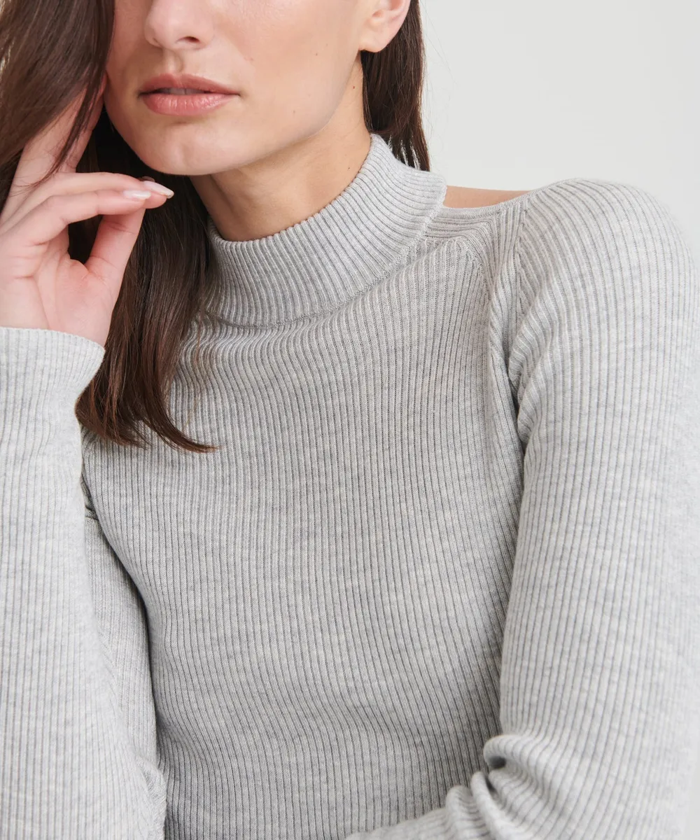 Silk Cashmere Cutout Turtleneck 18