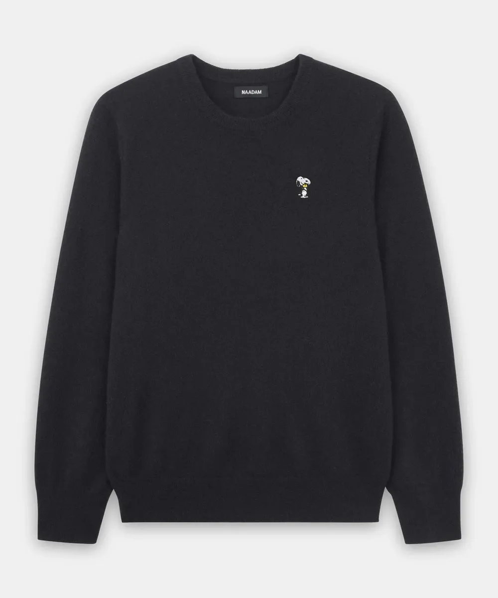Women's Snoopy Hug Cashmere Sweater 6