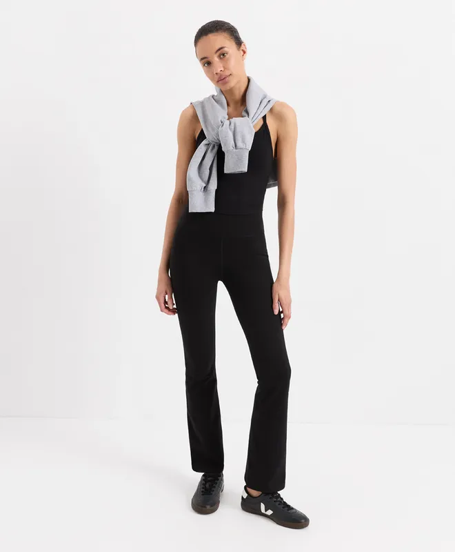 PACT Women's Black On the Go-To Contour Bootcut Legging L1 2