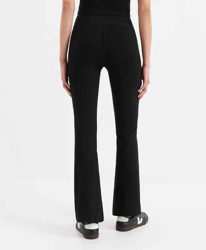 PACT Women's Black On the Go-To Contour Bootcut Legging L1 4