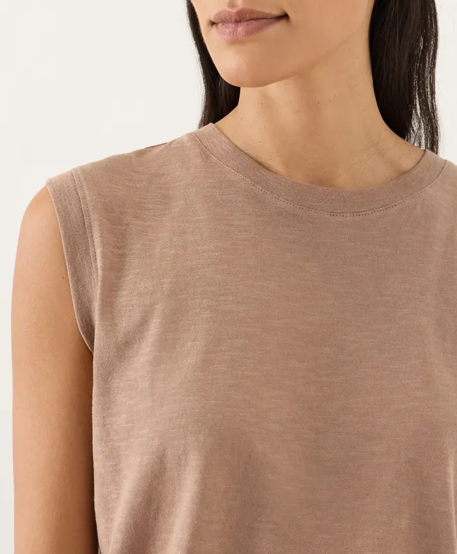 PACT Women's Driftwood Brown Featherweight Slub Relaxed Muscle Tee XS 2