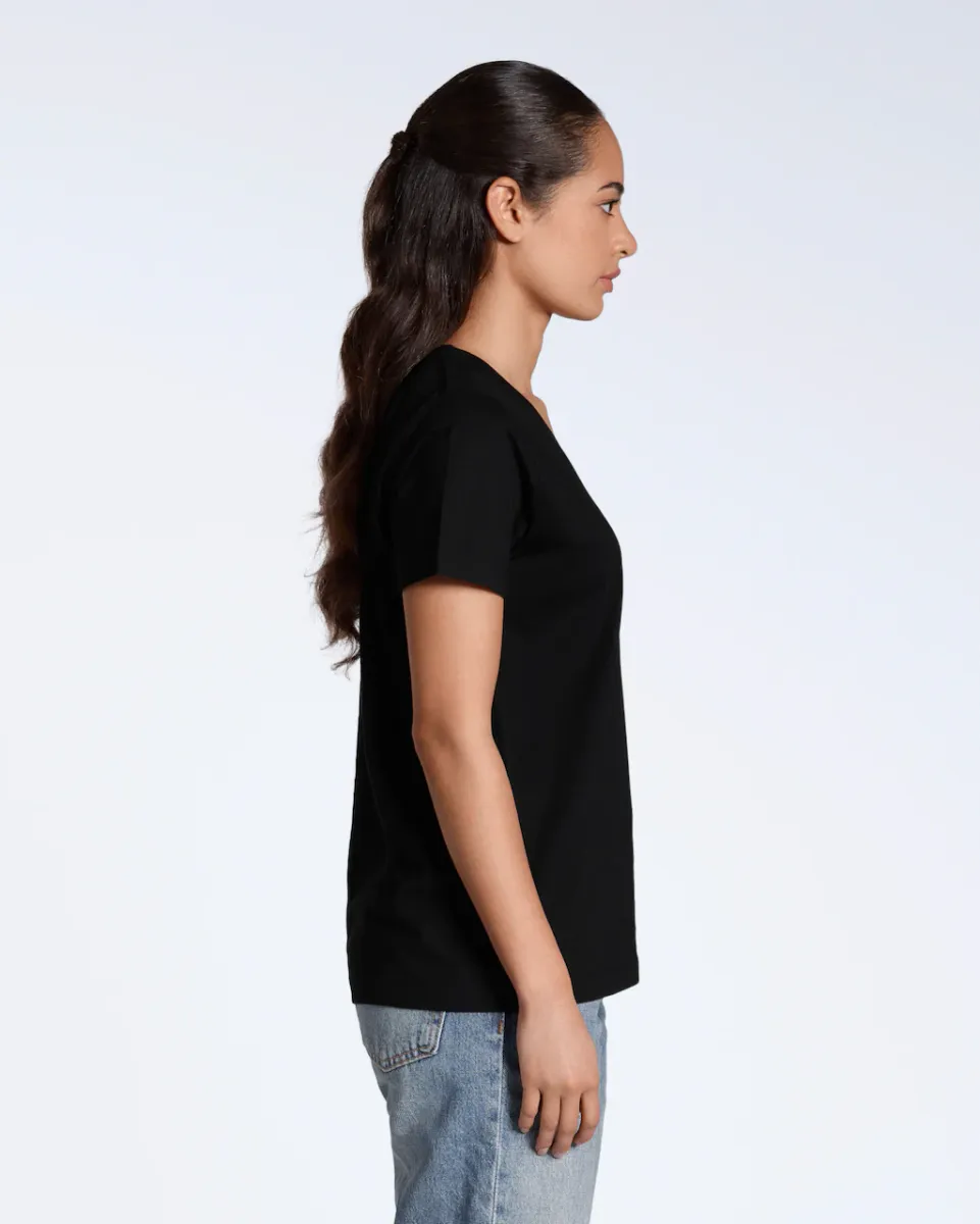 V-Neck Organic T-Shirt 11