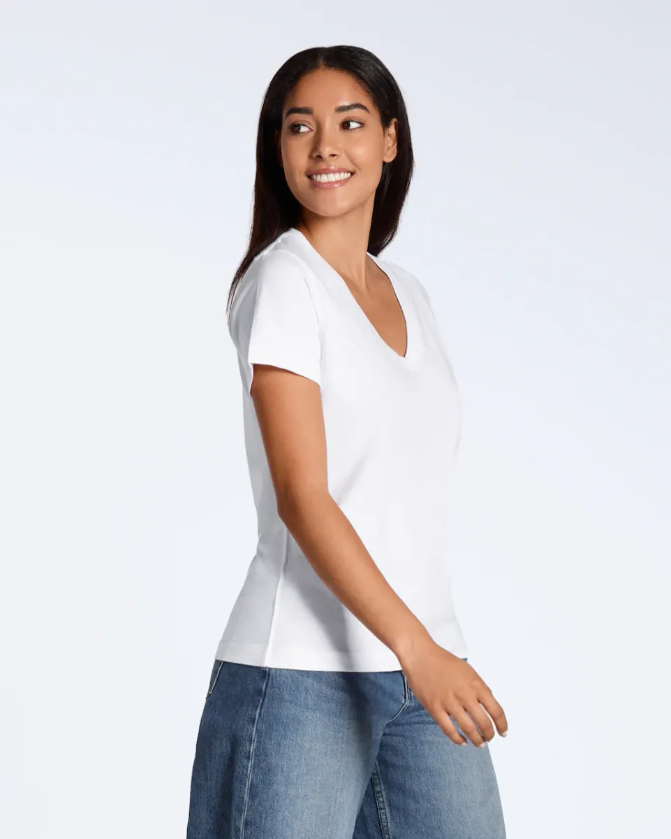 V-Neck Organic T-Shirt 3