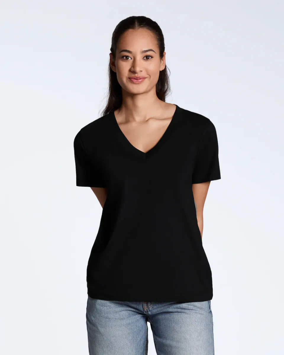 V-Neck Organic T-Shirt 9