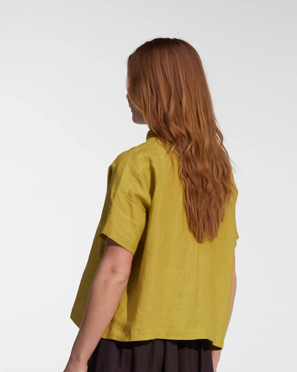 Cropped Linen Blouse No.24 in Apple 4