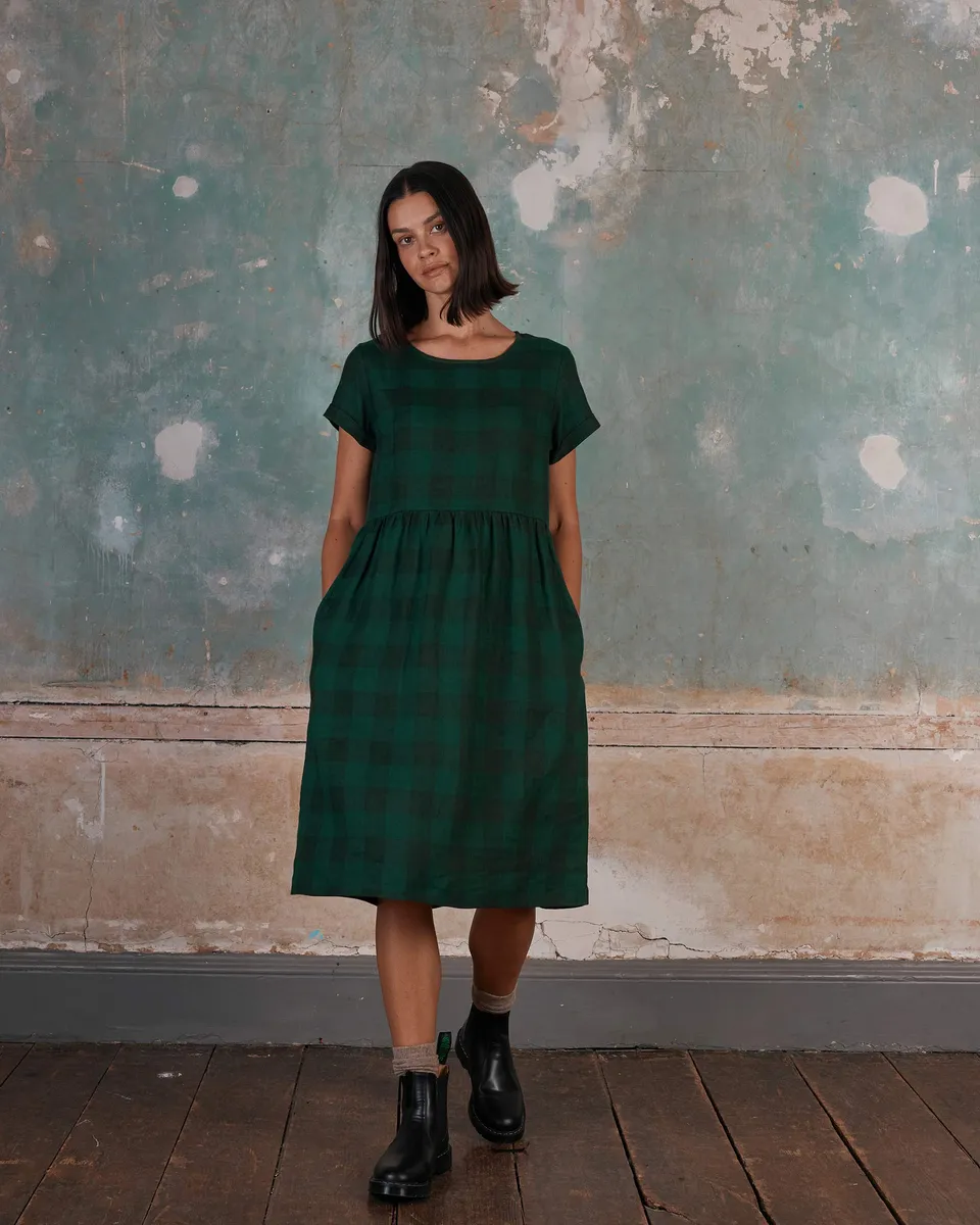 No.15 Linen Day Dress in Woodland Green