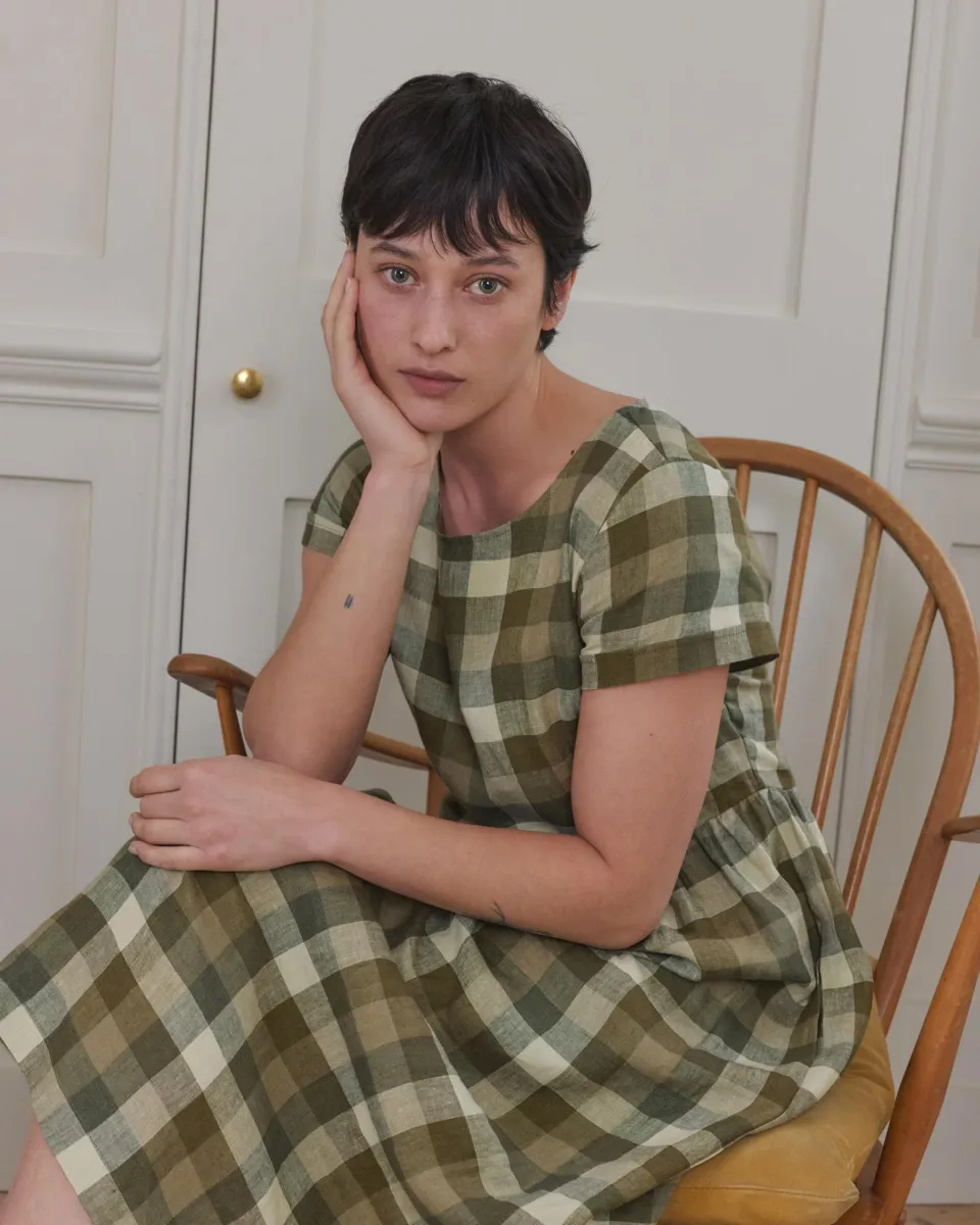 No.17 Full Length Linen Tea Dress in Green Melange 2