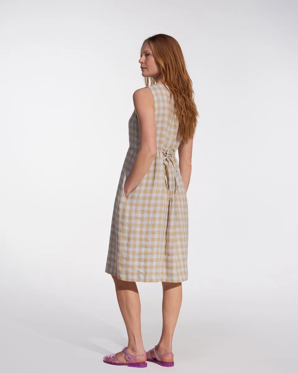 No.24 Sleeveless, button up Linen Dress in St. Agnes Check 5
