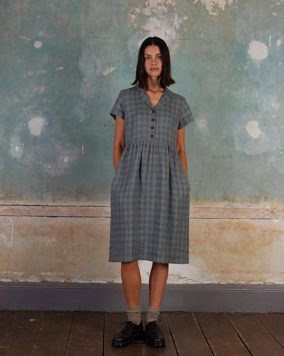 No.30 Collared Linen Dress in Emilie Check 2