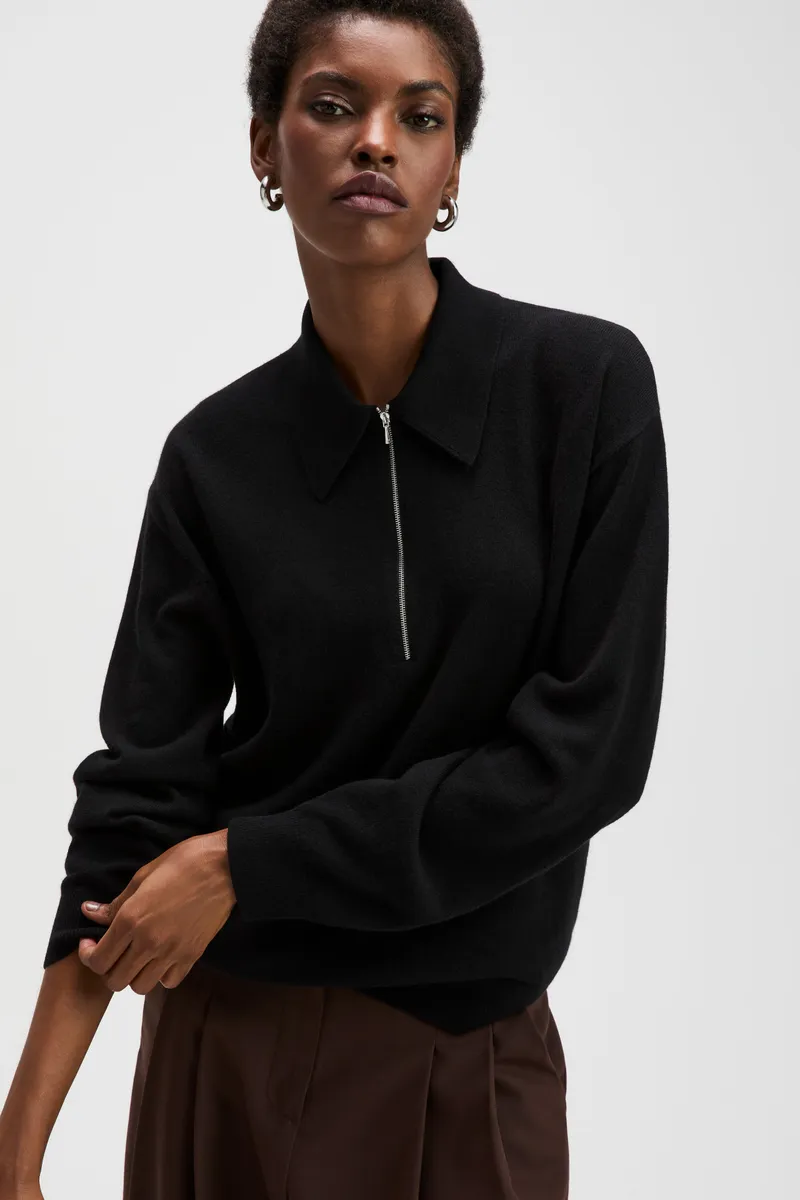 The Cashmere Zip Polo in Black 3