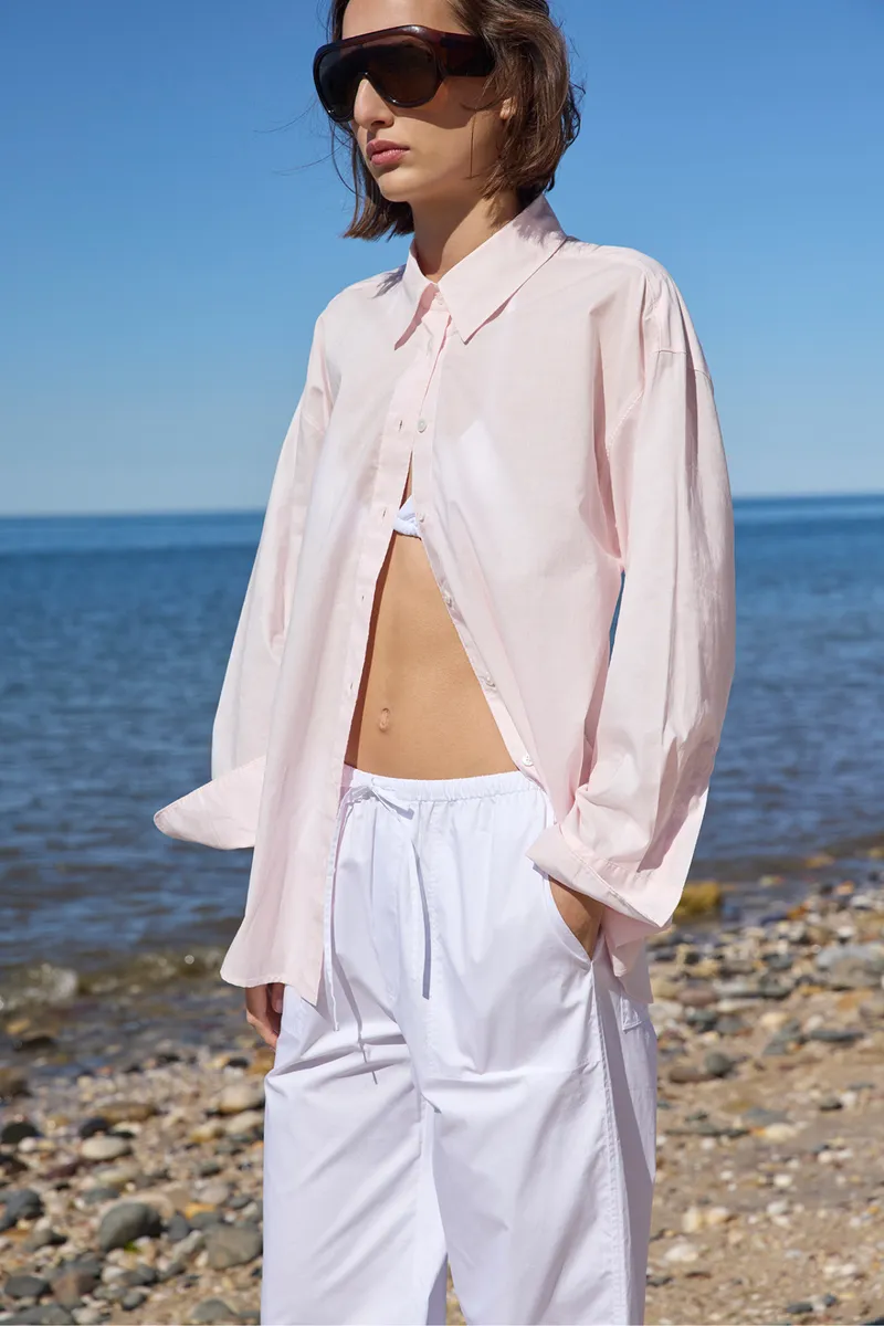 The Featherlight Everything Shirt in Peony