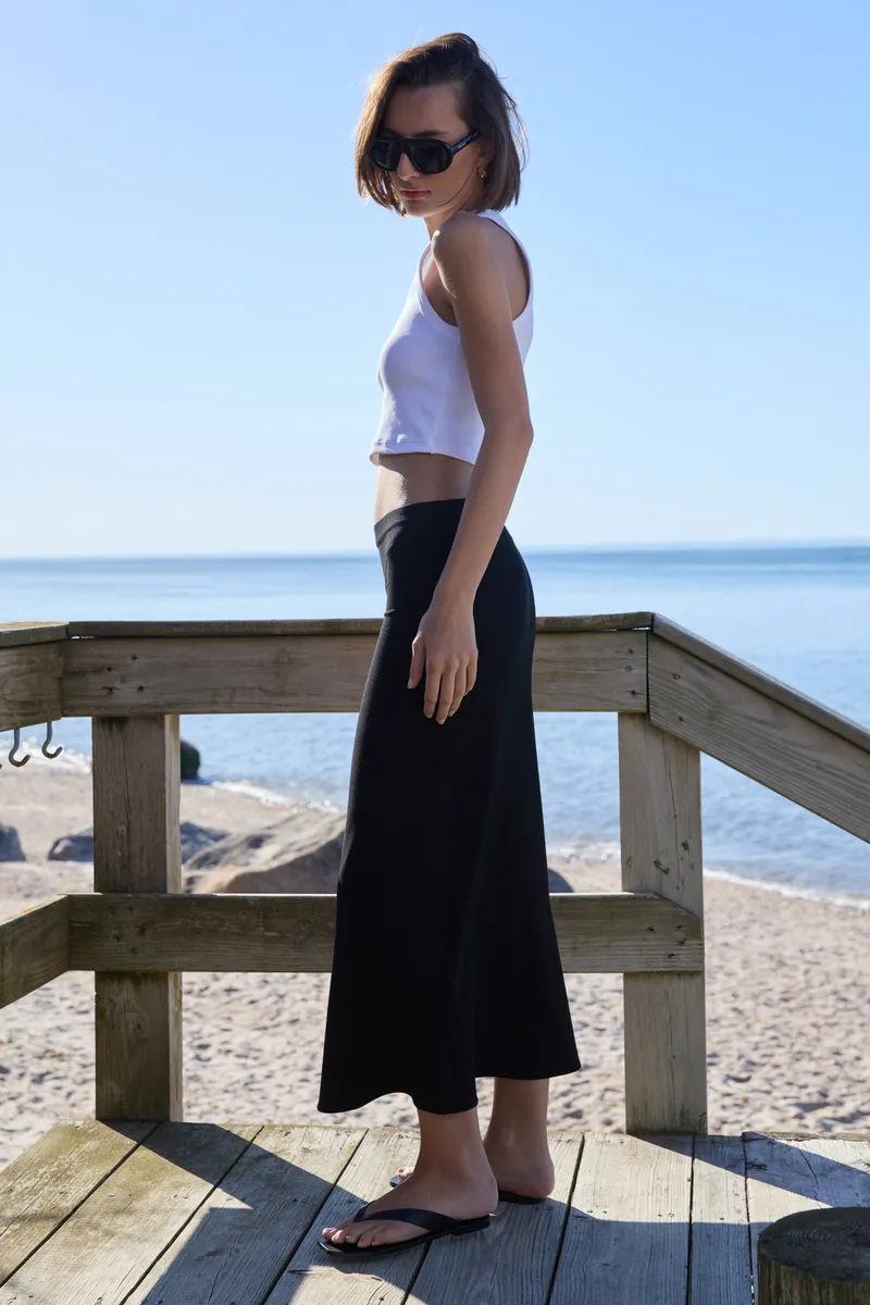 The Perfect Skirt in Black 3
