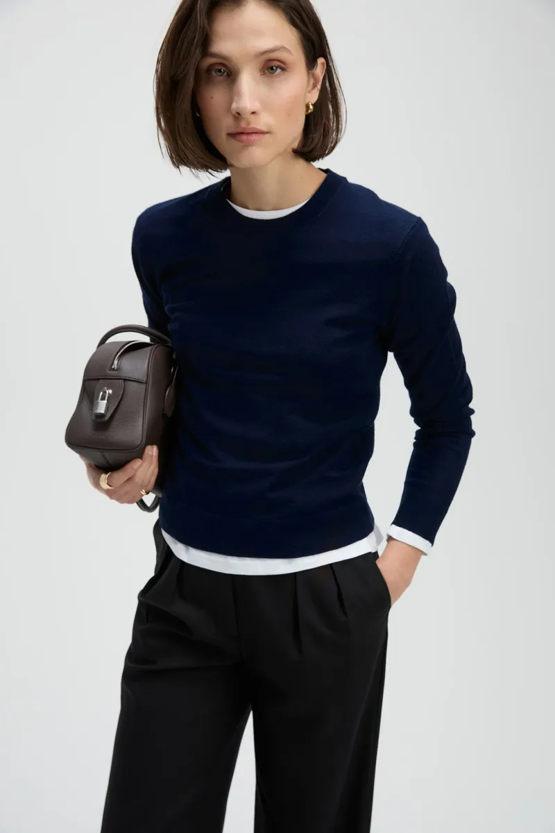 The Refined Crew in Navy 5