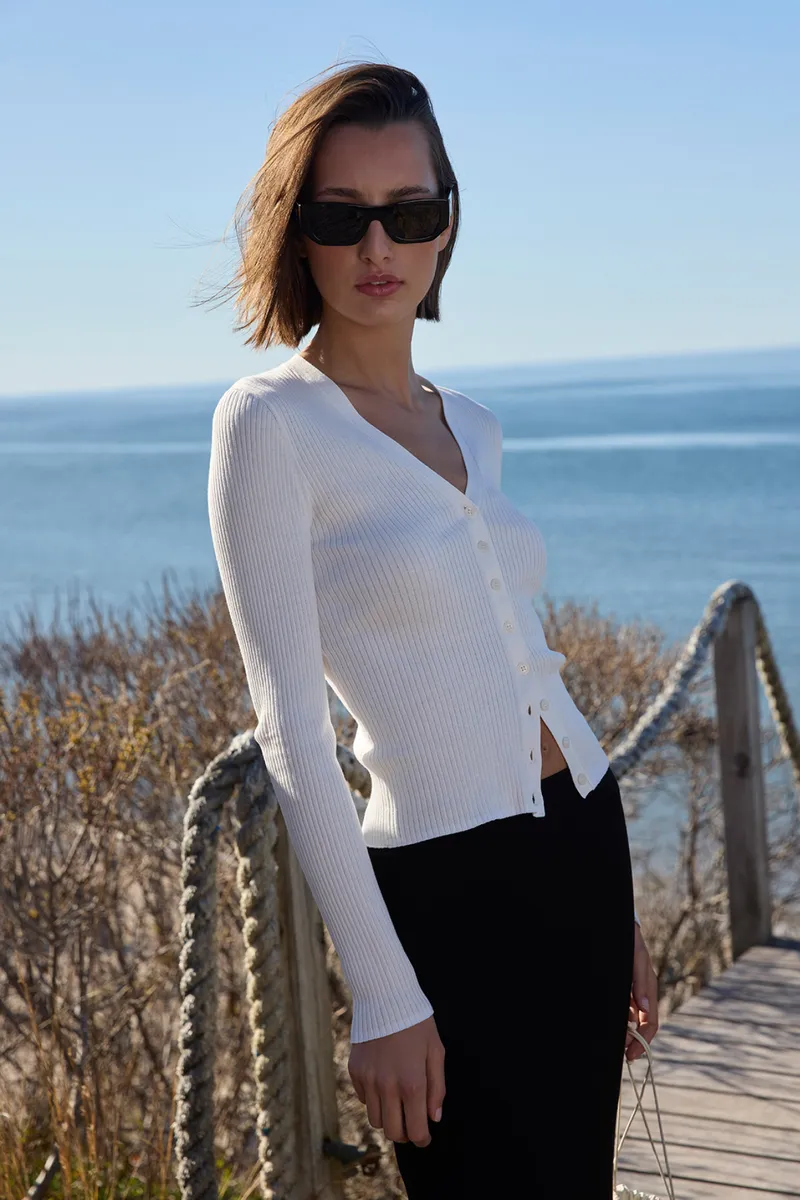 The Ribbed Favorite Cardi in Cream 3