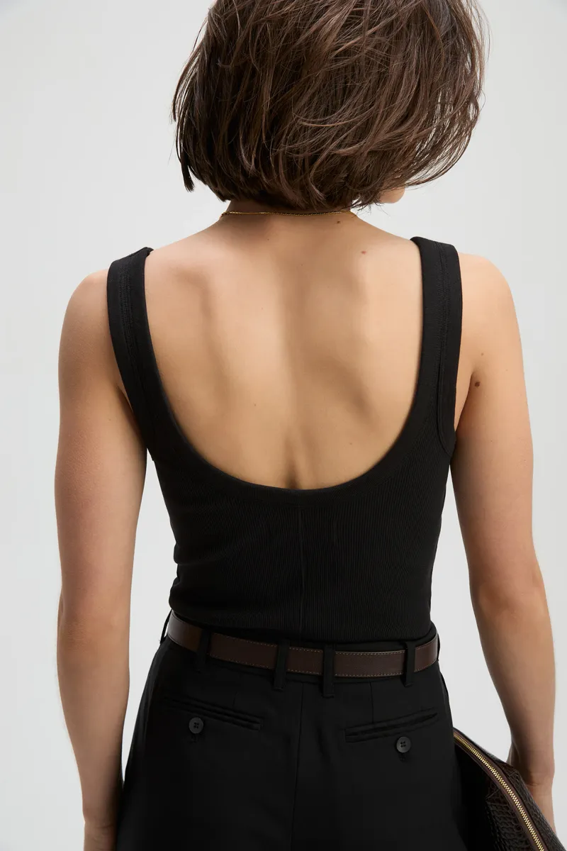 The Scoop It Up Tank in Black 3