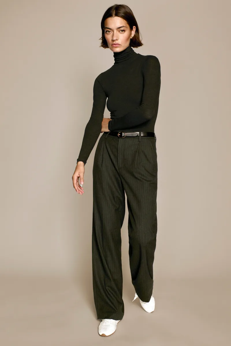 The Turtleneck In Charcoal 2