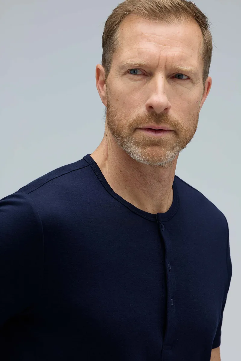 Men's Merino Short Sleeve Henley 3