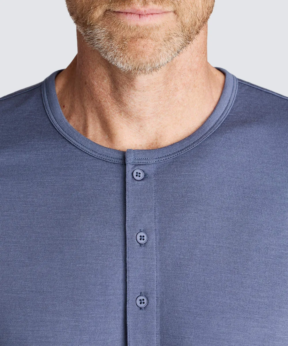 Men's Merino Short Sleeve Henley 26