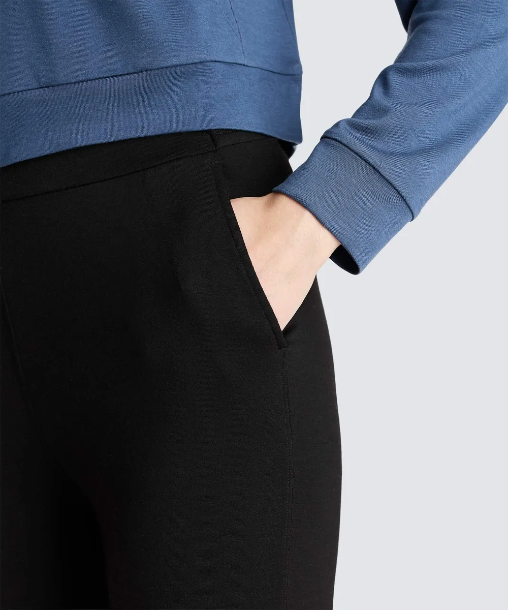 Women's Merino Transit Sweatpants 22
