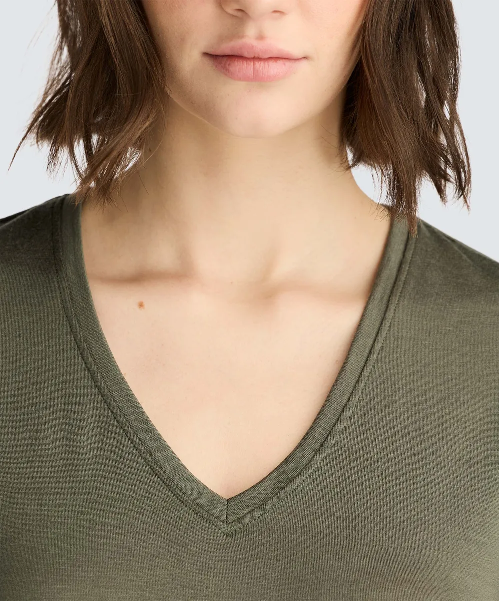 Women's Merino V-Neck T-Shirt 30