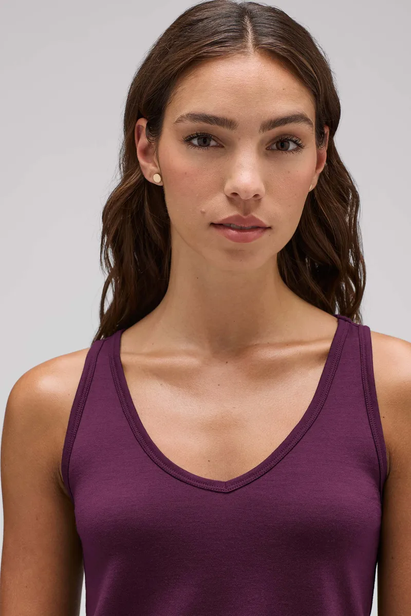 Women's Relaxed Merino V-Neck Tank 25