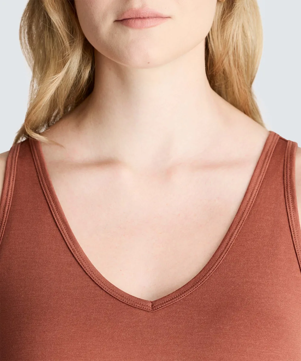 Women's Relaxed Merino V-Neck Tank 31