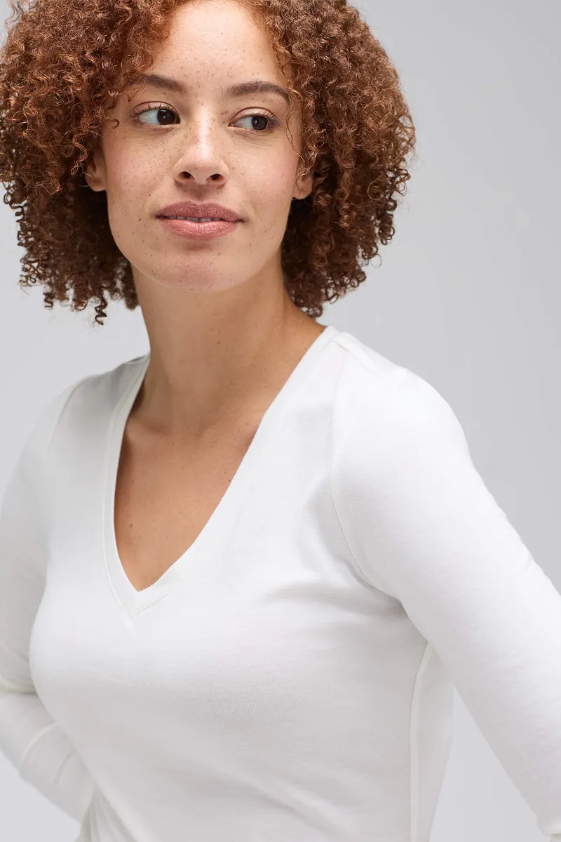 Women's Slim Merino Long Sleeve V-Neck 8